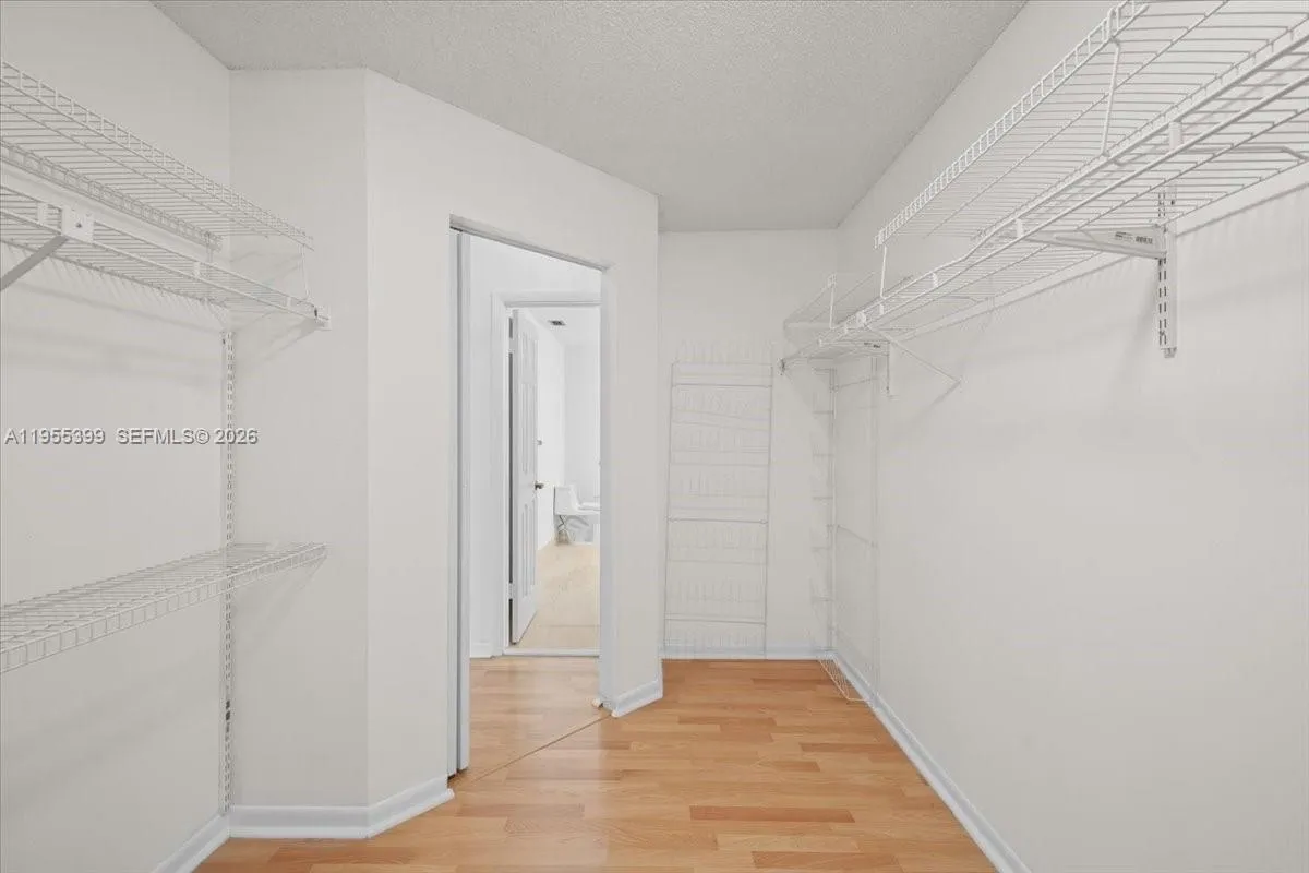 2560 Bass Way, Cooper City, Florida 33026, Cooper City, Florida 33026, 5 Bedrooms Bedrooms, 5 Rooms Rooms,3 BathroomsBathrooms,Residential,For Sale,2560 Bass Way, Cooper City, Florida 33026,A11955399