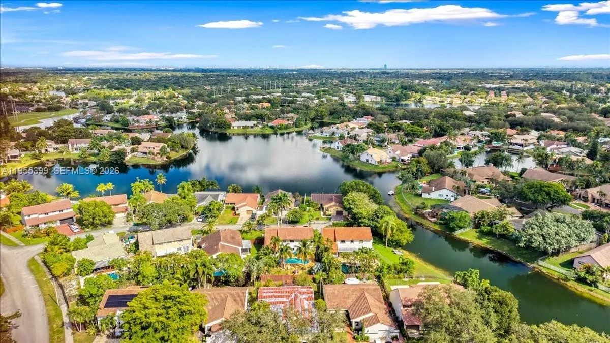 2560 Bass Way, Cooper City, Florida 33026, Cooper City, Florida 33026, 5 Bedrooms Bedrooms, 5 Rooms Rooms,3 BathroomsBathrooms,Residential,For Sale,2560 Bass Way, Cooper City, Florida 33026,A11955399