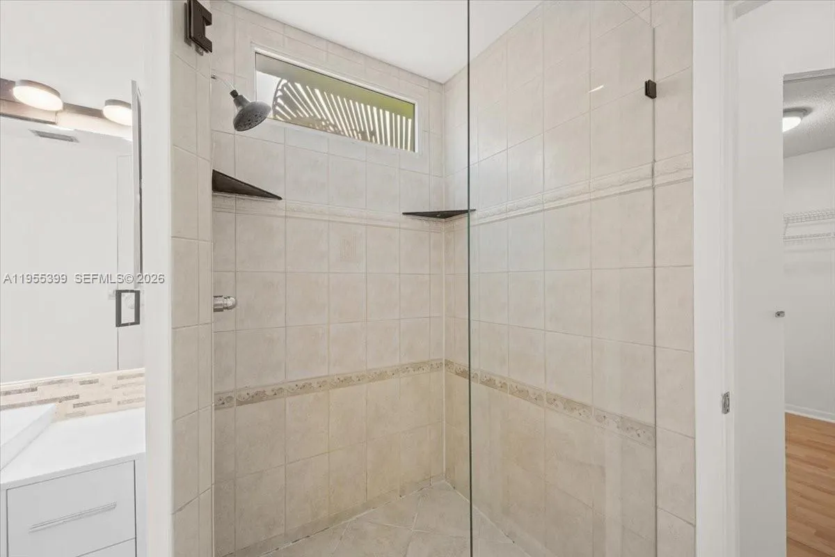 2560 Bass Way, Cooper City, Florida 33026, Cooper City, Florida 33026, 5 Bedrooms Bedrooms, 5 Rooms Rooms,3 BathroomsBathrooms,Residential,For Sale,2560 Bass Way, Cooper City, Florida 33026,A11955399