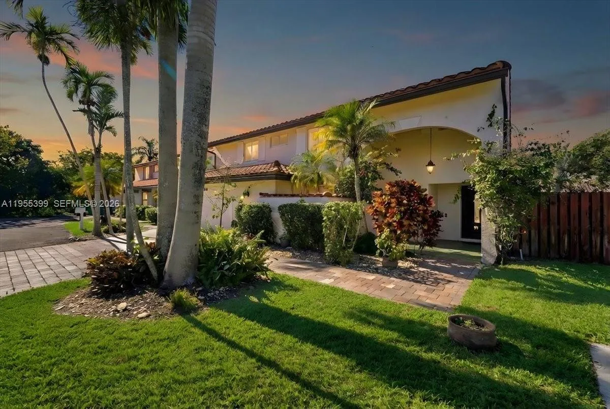 2560 Bass Way, Cooper City, Florida 33026, Cooper City, Florida 33026, 5 Bedrooms Bedrooms, 5 Rooms Rooms,3 BathroomsBathrooms,Residential,For Sale,2560 Bass Way, Cooper City, Florida 33026,A11955399