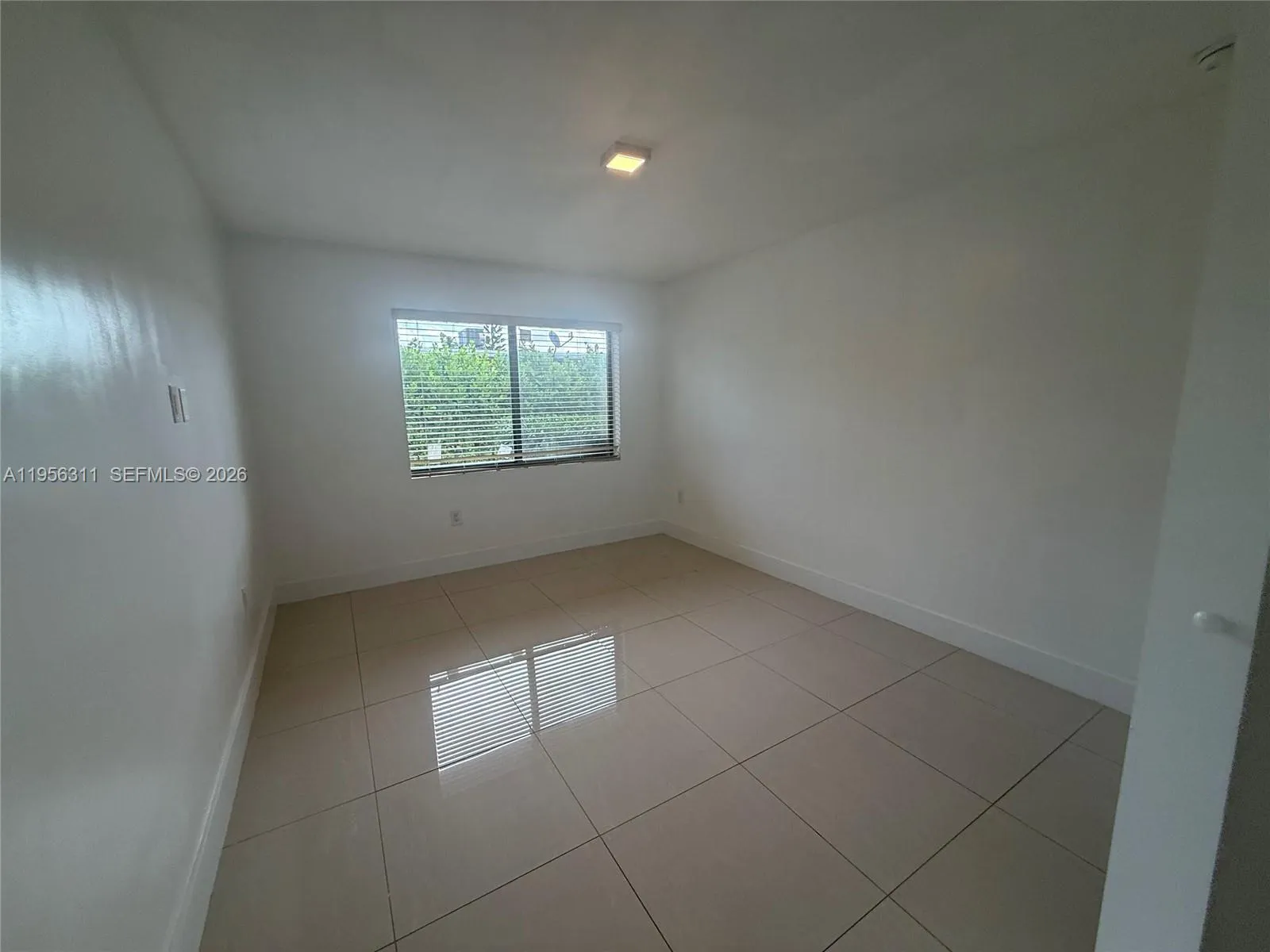 One bedroom floor plan