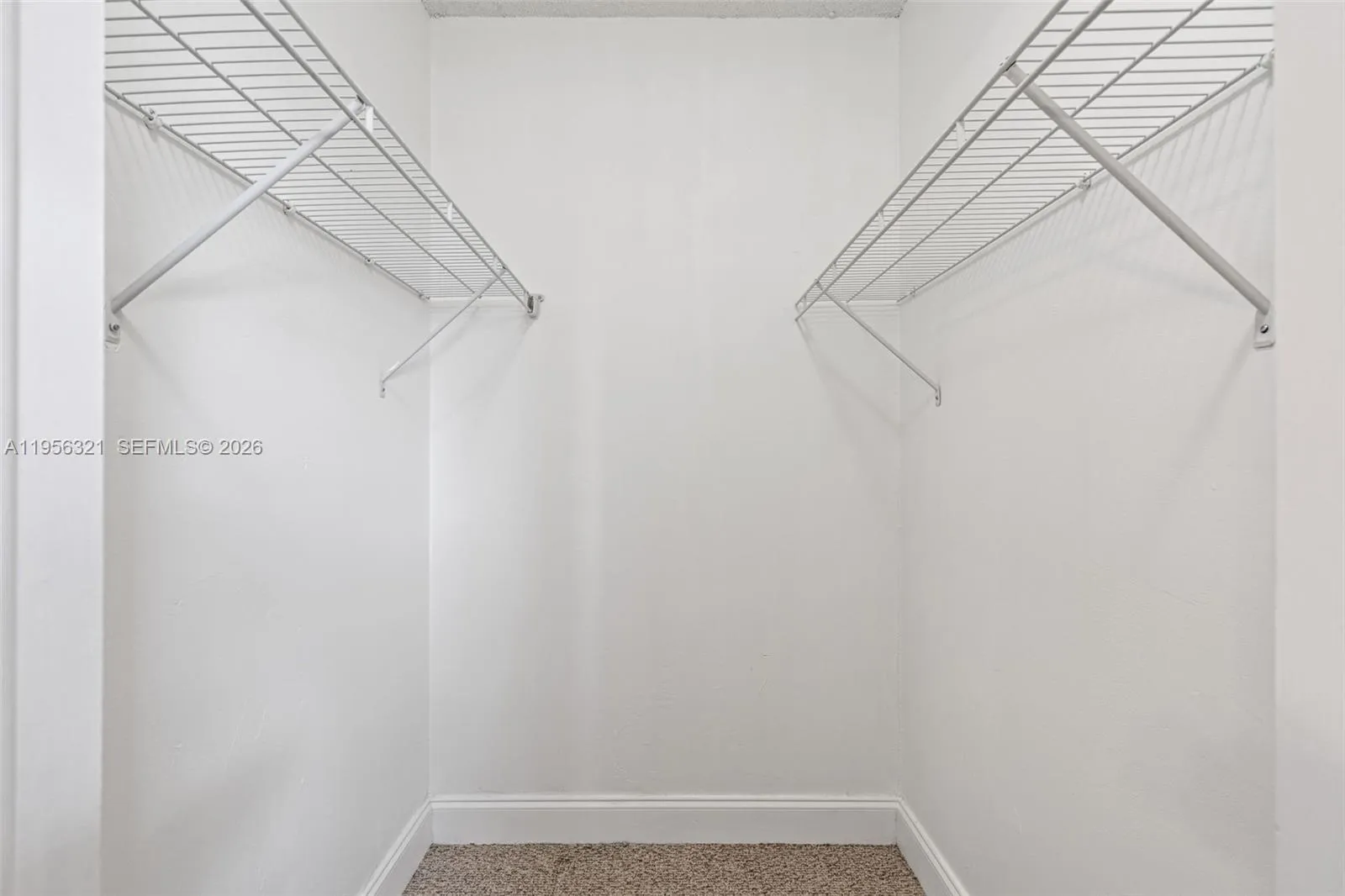 Walk-in closet