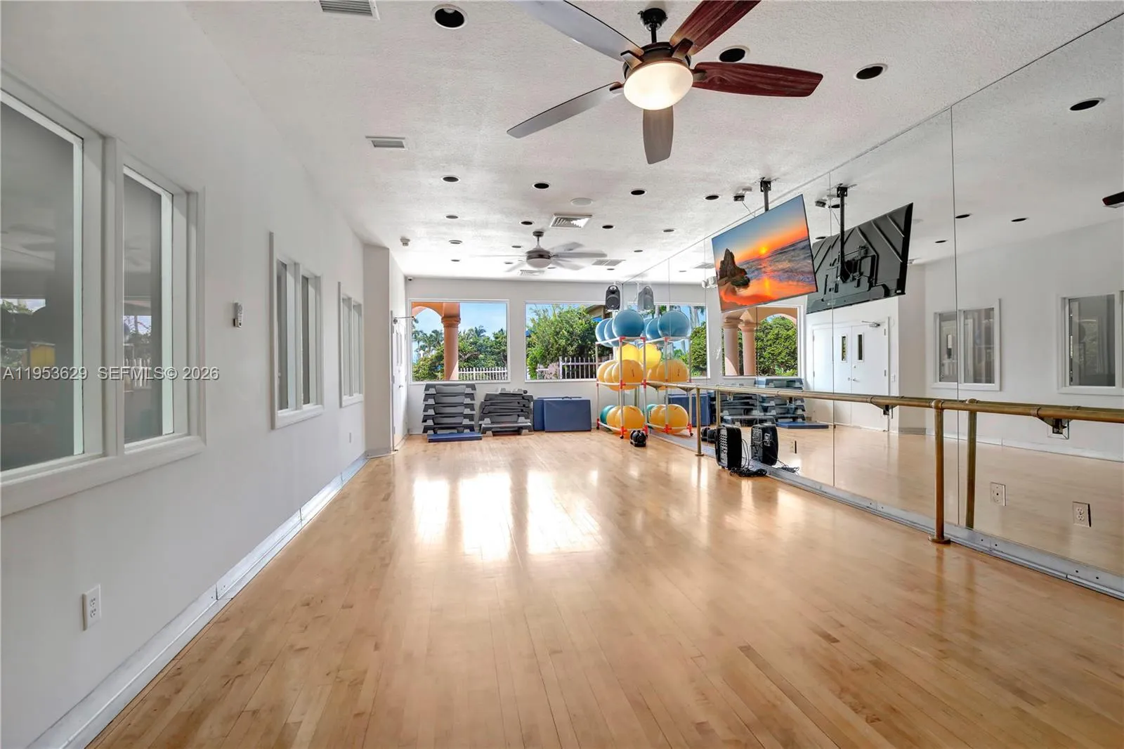 1303 Nw 167th Ave, Pembroke Pines, Florida 33028, Pembroke Pines, Florida 33028, 4 Bedrooms Bedrooms, ,3 BathroomsBathrooms,Residential,For Sale,1303 Nw 167th Ave, Pembroke Pines, Florida 33028,A11953629