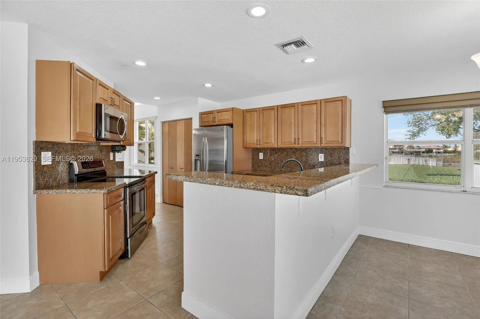 1303 Nw 167th Ave, Pembroke Pines, Florida 33028, Pembroke Pines, Florida 33028, 4 Bedrooms Bedrooms, ,3 BathroomsBathrooms,Residential,For Sale,1303 Nw 167th Ave, Pembroke Pines, Florida 33028,A11953629