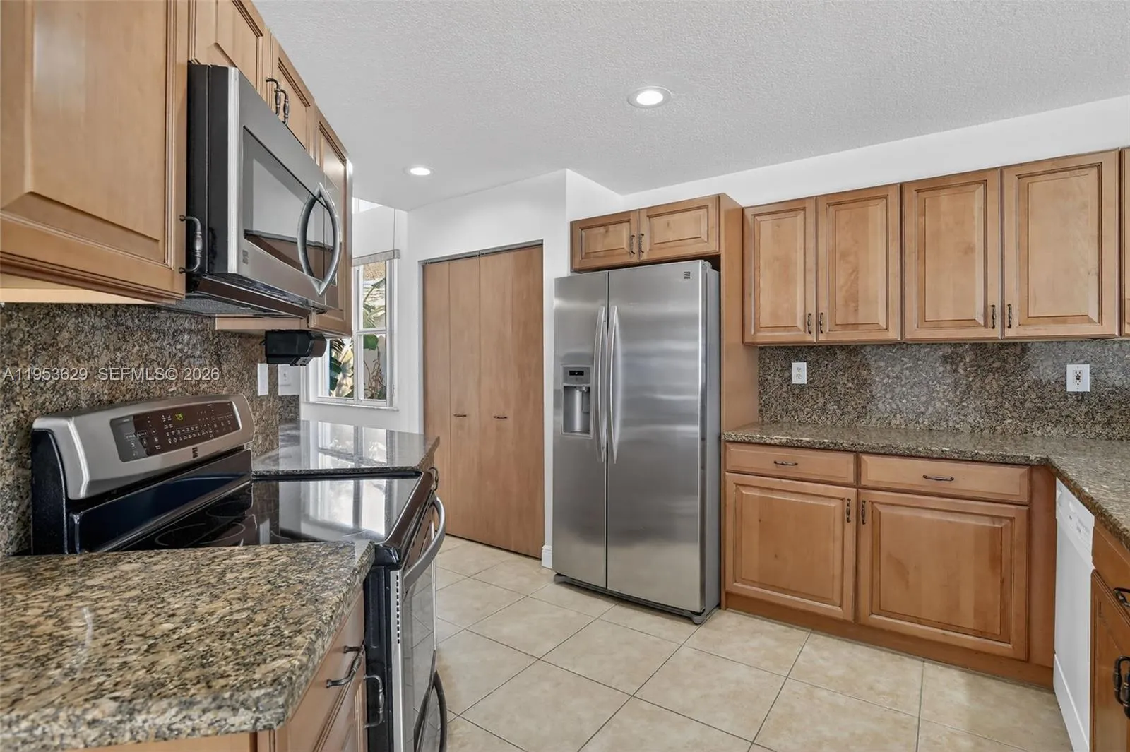 1303 Nw 167th Ave, Pembroke Pines, Florida 33028, Pembroke Pines, Florida 33028, 4 Bedrooms Bedrooms, ,3 BathroomsBathrooms,Residential,For Sale,1303 Nw 167th Ave, Pembroke Pines, Florida 33028,A11953629