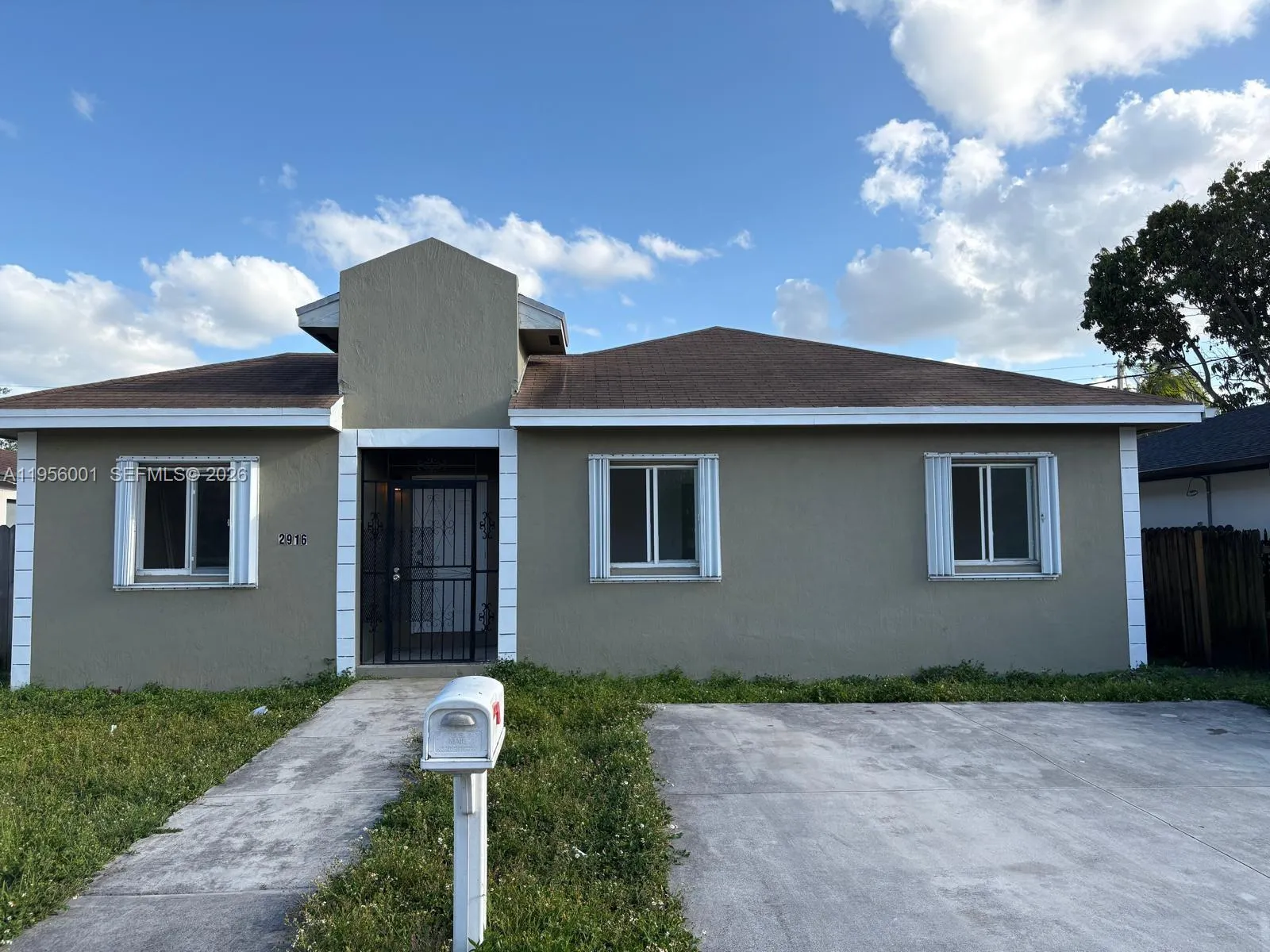 2916 Nw 51st St, Miami, Florida 33142, Miami, Florida 33142, 4 Bedrooms Bedrooms, ,2 BathroomsBathrooms,Residential Lease,For Rent,2916 Nw 51st St, Miami, Florida 33142,A11956001