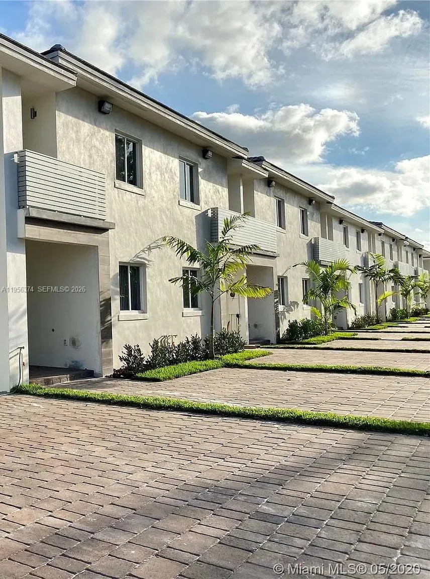 14211 Sw 126th Path 14211, Miami, Florida 33186, Miami, Florida 33186, 3 Bedrooms Bedrooms, ,3 BathroomsBathrooms,Residential Lease,For Rent,14211 Sw 126th Path 14211, Miami, Florida 33186,A11956374