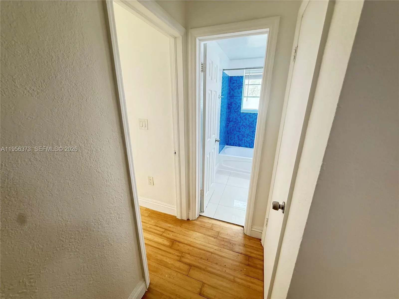 6930 Rue Vendome 3, Miami Beach, Florida 33141, Miami Beach, Florida 33141, 1 Bedroom Bedrooms, ,1 BathroomBathrooms,Residential Lease,For Rent,6930 Rue Vendome 3, Miami Beach, Florida 33141,A11956373