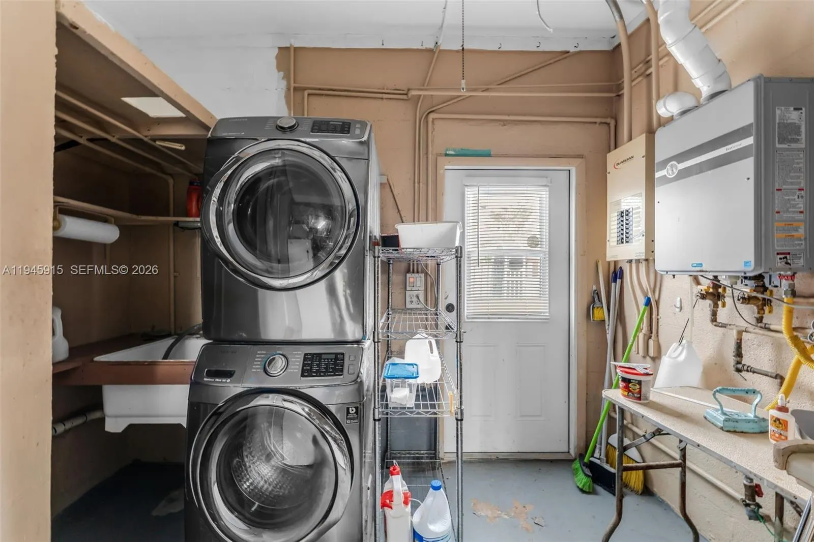 LAUNDRY AND UTILITY ROOM