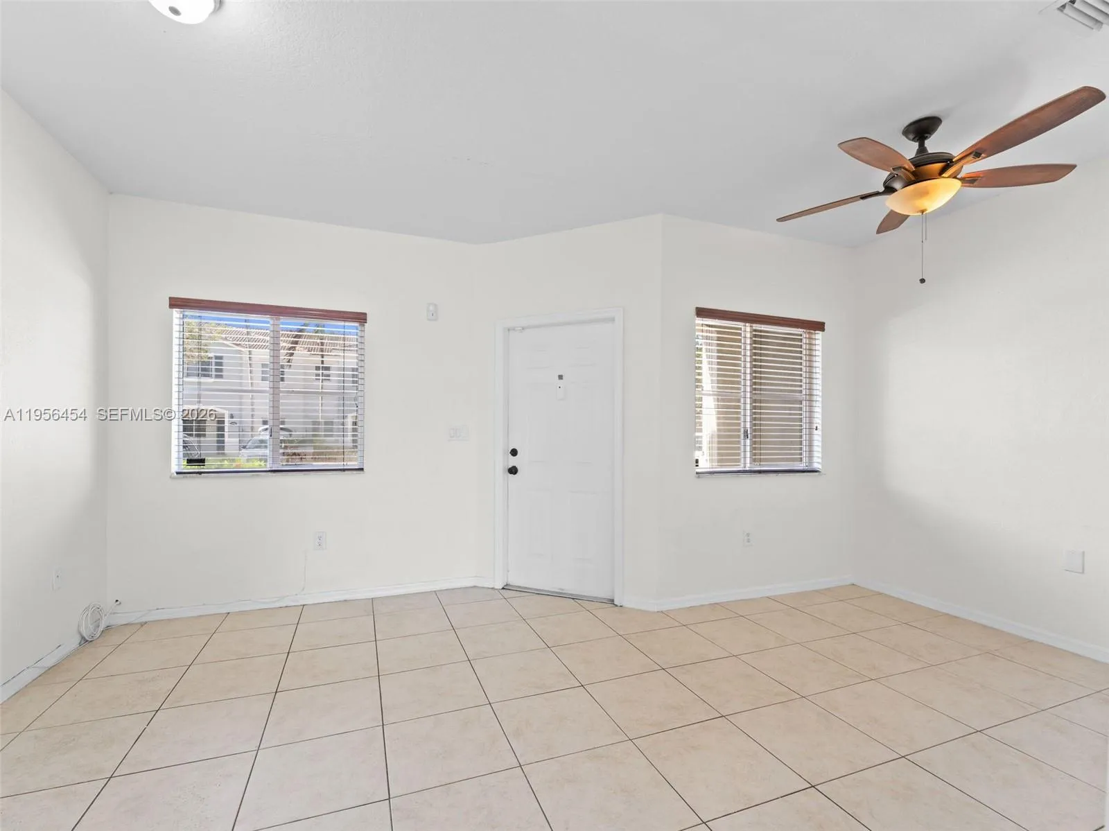 2987 Se 15th Ave, Homestead, Florida 33035, Homestead, Florida 33035, 2 Bedrooms Bedrooms, ,2 BathroomsBathrooms,Residential,For Sale,2987 Se 15th Ave, Homestead, Florida 33035,A11956454