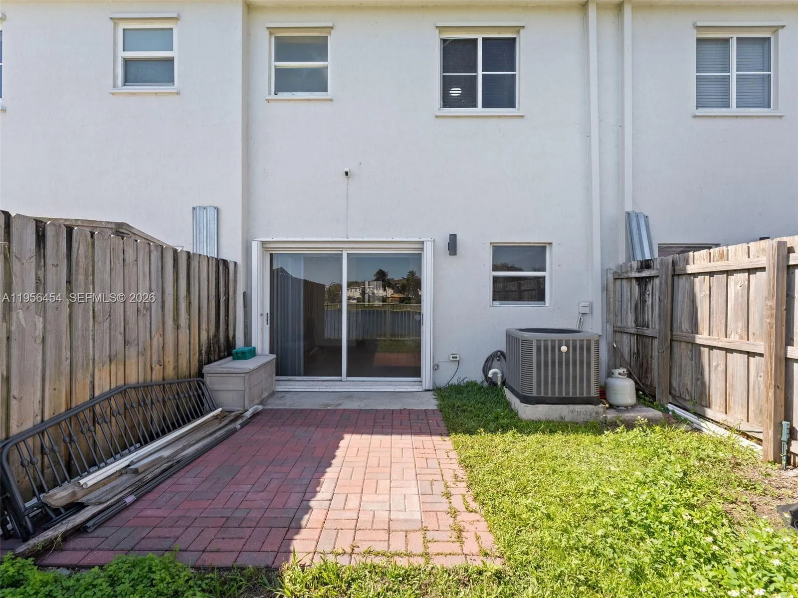 2987 Se 15th Ave, Homestead, Florida 33035, Homestead, Florida 33035, 2 Bedrooms Bedrooms, ,2 BathroomsBathrooms,Residential,For Sale,2987 Se 15th Ave, Homestead, Florida 33035,A11956454