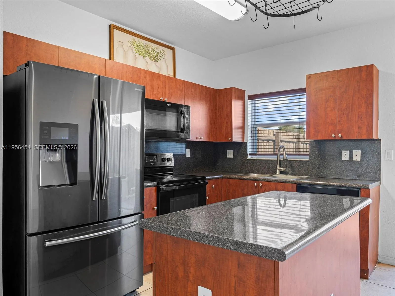 2987 Se 15th Ave, Homestead, Florida 33035, Homestead, Florida 33035, 2 Bedrooms Bedrooms, ,2 BathroomsBathrooms,Residential,For Sale,2987 Se 15th Ave, Homestead, Florida 33035,A11956454