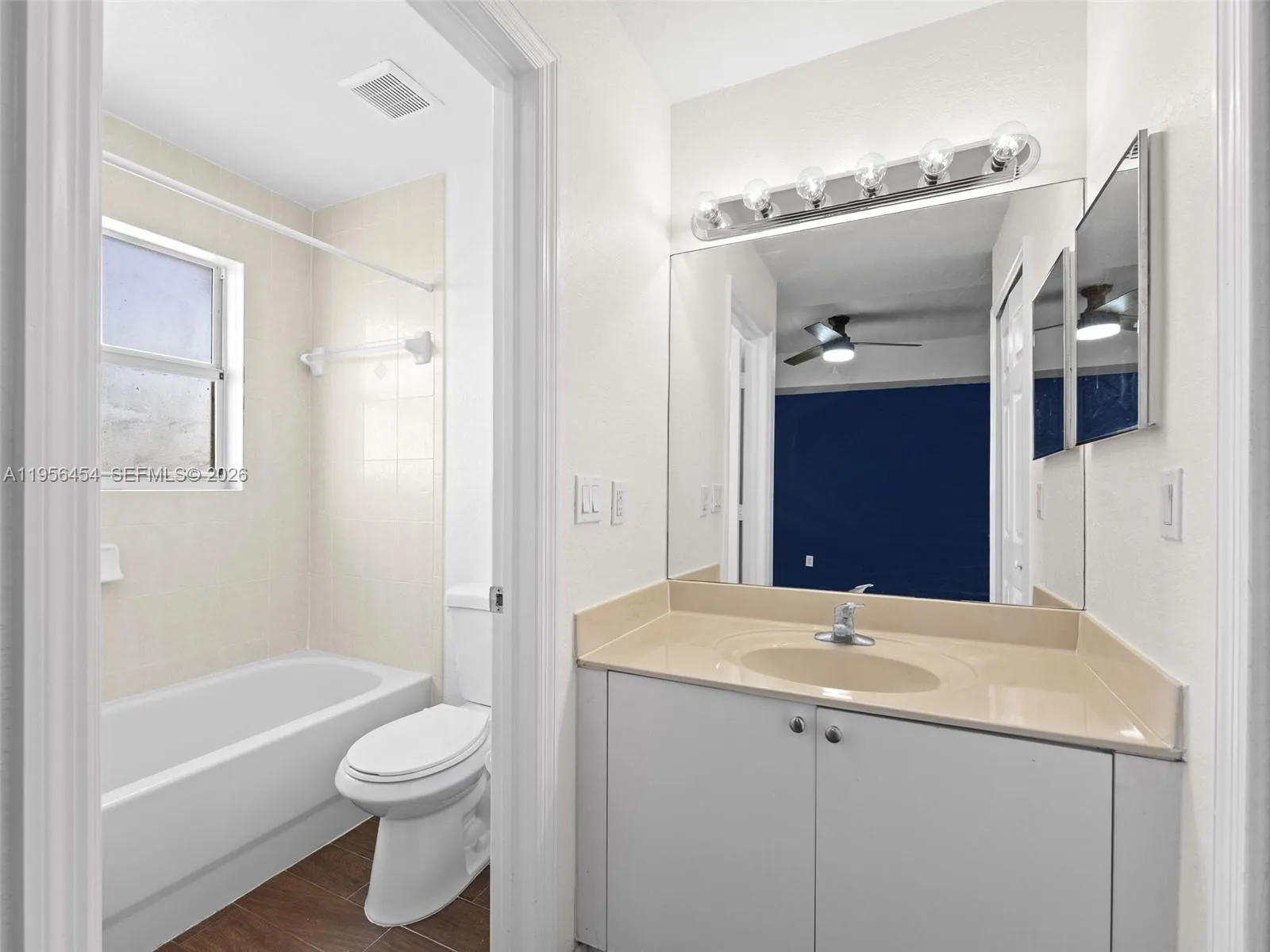 2987 Se 15th Ave, Homestead, Florida 33035, Homestead, Florida 33035, 2 Bedrooms Bedrooms, ,2 BathroomsBathrooms,Residential,For Sale,2987 Se 15th Ave, Homestead, Florida 33035,A11956454