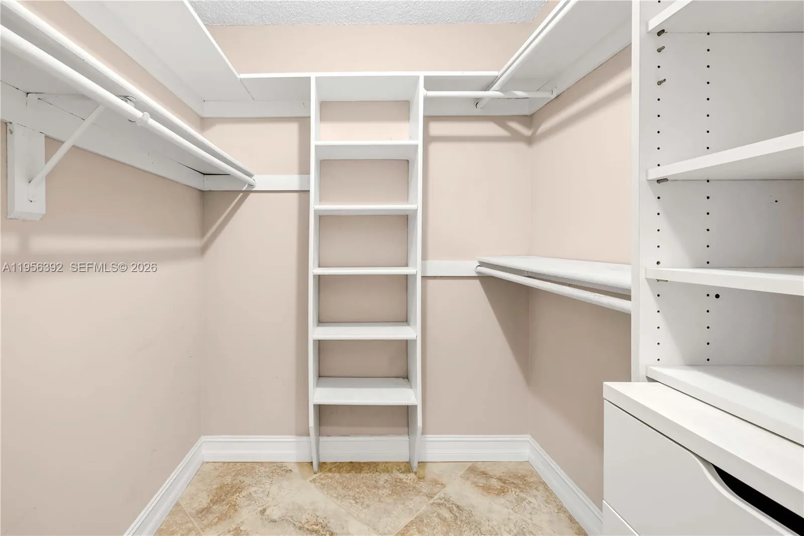 1102 Nw 89th Ter, Pembroke Pines, Florida 33024, Pembroke Pines, Florida 33024, 3 Bedrooms Bedrooms, ,2 BathroomsBathrooms,Residential,For Sale,1102 Nw 89th Ter, Pembroke Pines, Florida 33024,A11956392