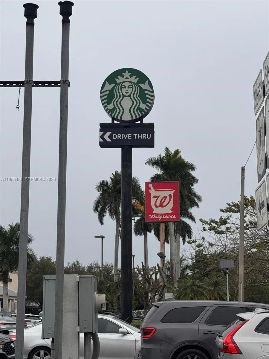 Starbucks - Walgreens