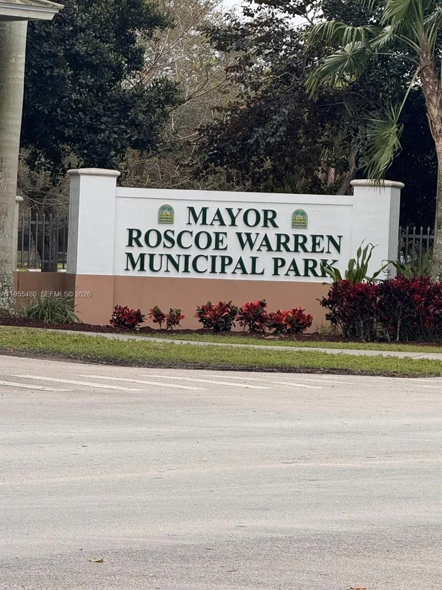 Mayor Roscoe Warren Municipal Park