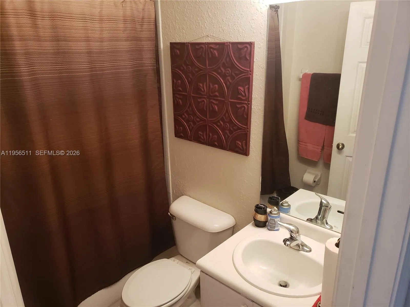 1542 Se 24th Ct 215, Homestead, Florida 33035, Homestead, Florida 33035, 3 Bedrooms Bedrooms, ,3 BathroomsBathrooms,Residential,For Sale,1542 Se 24th Ct 215, Homestead, Florida 33035,A11956511