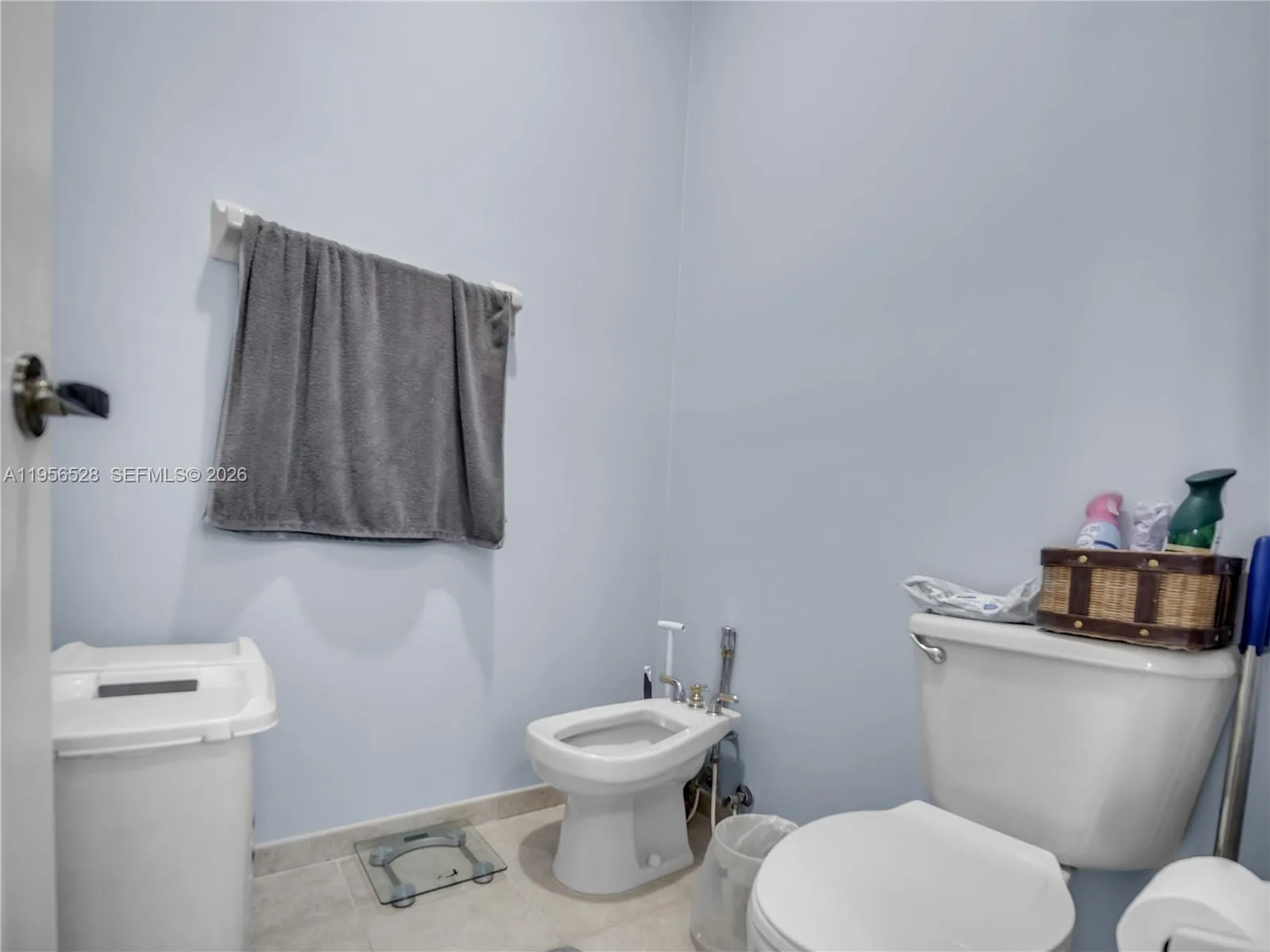 15541 Sw 21st Ter, Miami, Florida 33185, Miami, Florida 33185, 4 Bedrooms Bedrooms, ,2 BathroomsBathrooms,Residential,For Sale,15541 Sw 21st Ter, Miami, Florida 33185,A11956528
