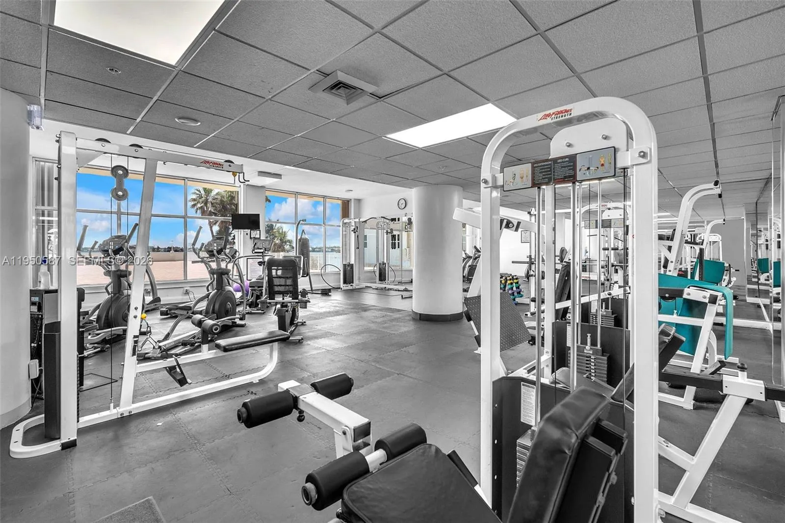 10350 W Bay Harbor Dr 8f, Bay Harbor Islands, Flor, Bay Harbor Islands, Florida 33154, 1 Bedroom Bedrooms, ,1 BathroomBathrooms,Residential,For Sale,10350 W Bay Harbor Dr 8f, Bay Harbor Islands, Flor,A11950587