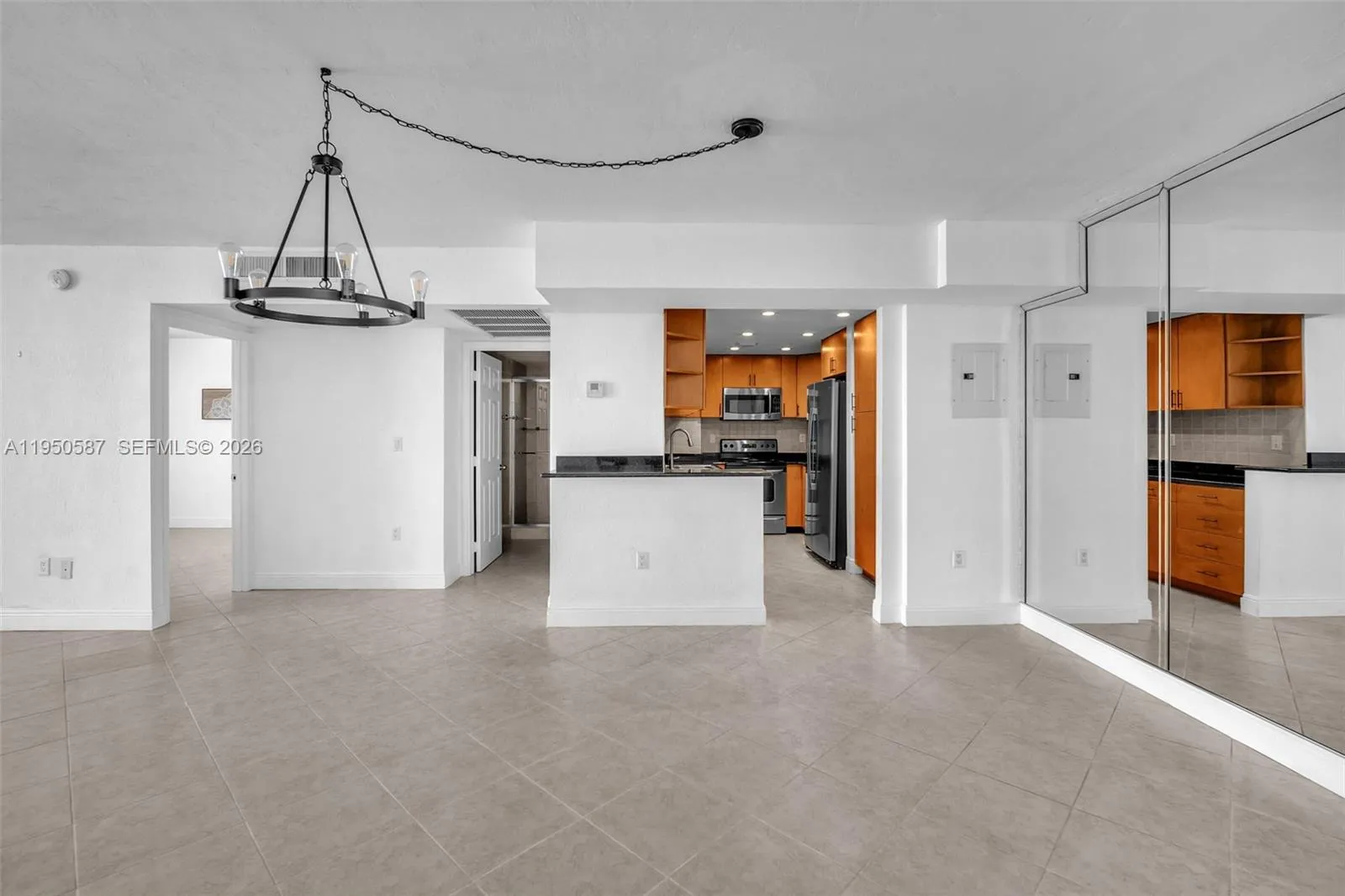 10350 W Bay Harbor Dr 8f, Bay Harbor Islands, Flor, Bay Harbor Islands, Florida 33154, 1 Bedroom Bedrooms, ,1 BathroomBathrooms,Residential,For Sale,10350 W Bay Harbor Dr 8f, Bay Harbor Islands, Flor,A11950587