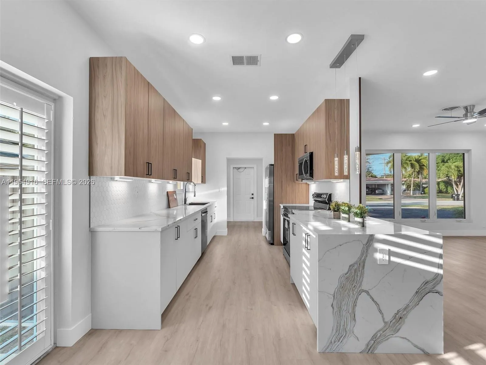 2144 Ne 61st Ct, Fort Lauderdale, Florida 33308, Fort Lauderdale, Florida 33308, 4 Bedrooms Bedrooms, ,2 BathroomsBathrooms,Residential,For Sale,2144 Ne 61st Ct, Fort Lauderdale, Florida 33308,A11954916