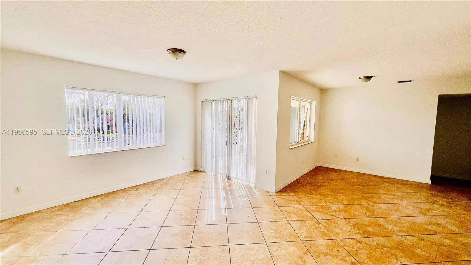 18810 Nw 57th Ave 201, Hialeah, Florida 33015, Hialeah, Florida 33015, 2 Bedrooms Bedrooms, ,2 BathroomsBathrooms,Residential Lease,For Rent,18810 Nw 57th Ave 201, Hialeah, Florida 33015,A11956595