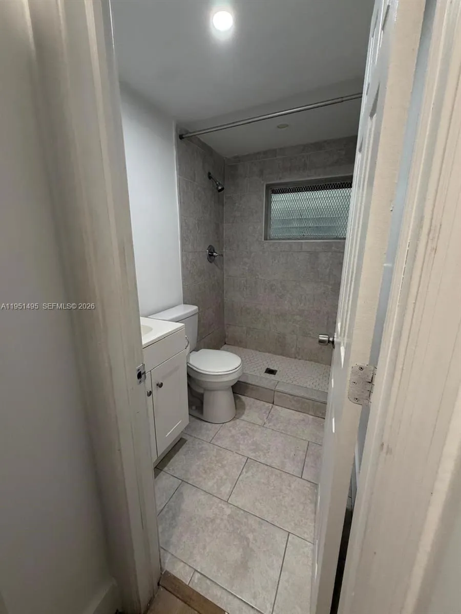 544 Michigan Ave 7, Miami Beach, Florida 33139, Miami Beach, Florida 33139, 1 Bedroom Bedrooms, ,1 BathroomBathrooms,Residential,For Sale,544 Michigan Ave 7, Miami Beach, Florida 33139,A11951495
