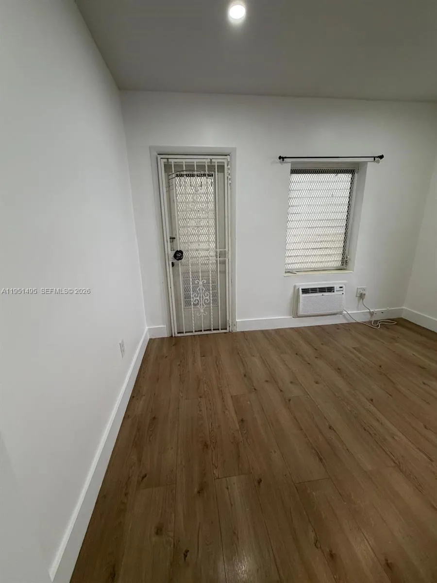 544 Michigan Ave 7, Miami Beach, Florida 33139, Miami Beach, Florida 33139, 1 Bedroom Bedrooms, ,1 BathroomBathrooms,Residential,For Sale,544 Michigan Ave 7, Miami Beach, Florida 33139,A11951495