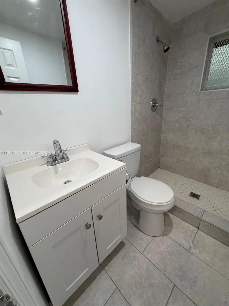 544 Michigan Ave 7, Miami Beach, Florida 33139, Miami Beach, Florida 33139, 1 Bedroom Bedrooms, ,1 BathroomBathrooms,Residential,For Sale,544 Michigan Ave 7, Miami Beach, Florida 33139,A11951495