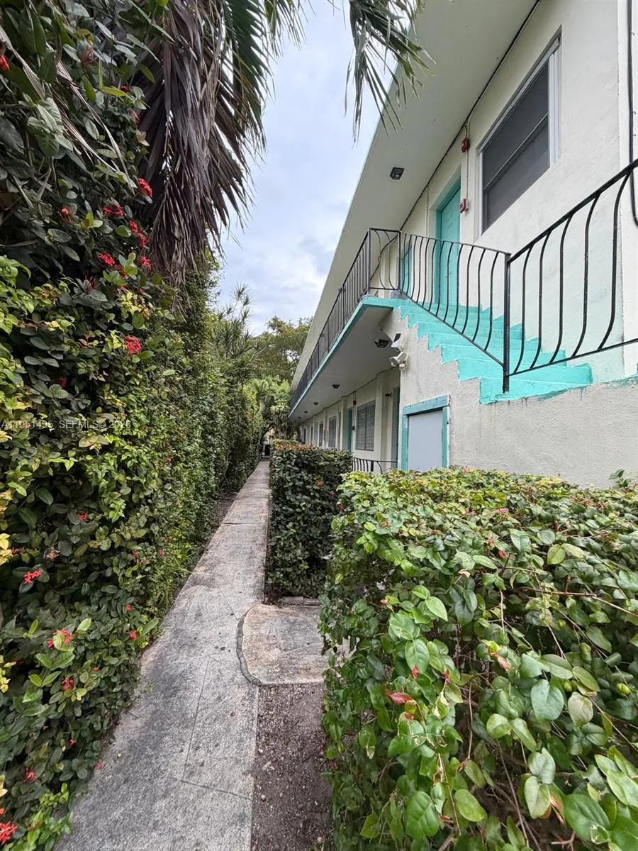 544 Michigan Ave 7, Miami Beach, Florida 33139, Miami Beach, Florida 33139, 1 Bedroom Bedrooms, ,1 BathroomBathrooms,Residential,For Sale,544 Michigan Ave 7, Miami Beach, Florida 33139,A11951495