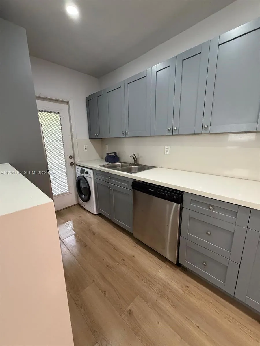 544 Michigan Ave 7, Miami Beach, Florida 33139, Miami Beach, Florida 33139, 1 Bedroom Bedrooms, ,1 BathroomBathrooms,Residential,For Sale,544 Michigan Ave 7, Miami Beach, Florida 33139,A11951495