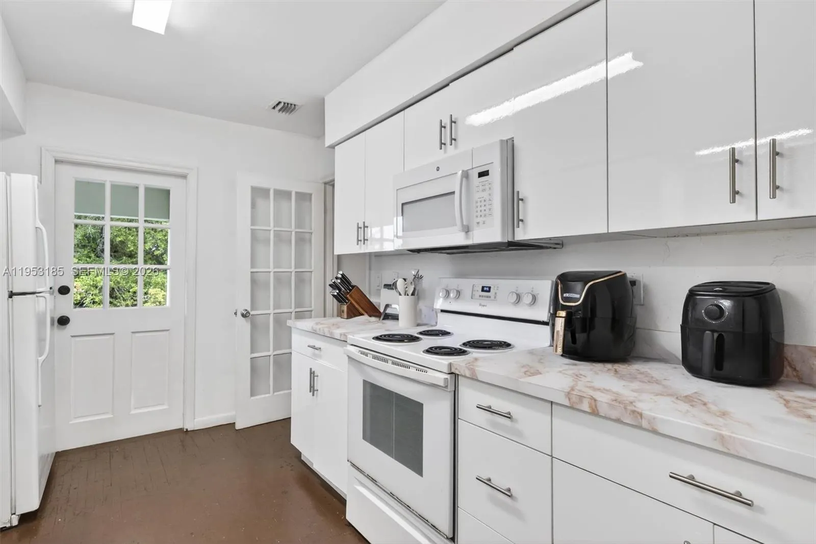 4851 University Dr, Coral Gables, Florida 33146, Coral Gables, Florida 33146, ,Residential Income,For Sale,4851 University Dr, Coral Gables, Florida 33146,A11953185