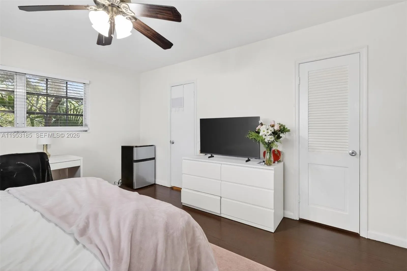 4851 University Dr, Coral Gables, Florida 33146, Coral Gables, Florida 33146, ,Residential Income,For Sale,4851 University Dr, Coral Gables, Florida 33146,A11953185