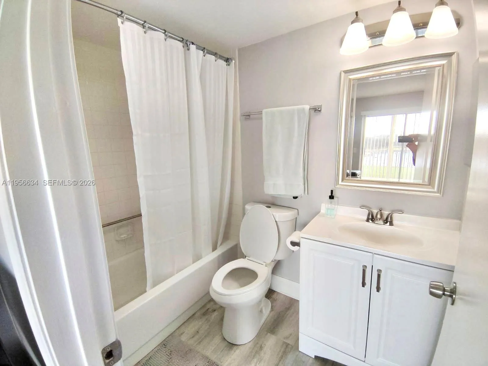 13250 Sw 4th Ct 308g, Pembroke Pines, Florida 3302, Pembroke Pines, Florida 33027, 1 Bedroom Bedrooms, ,1 BathroomBathrooms,Residential,For Sale,13250 Sw 4th Ct 308g, Pembroke Pines, Florida 3302,A11956634