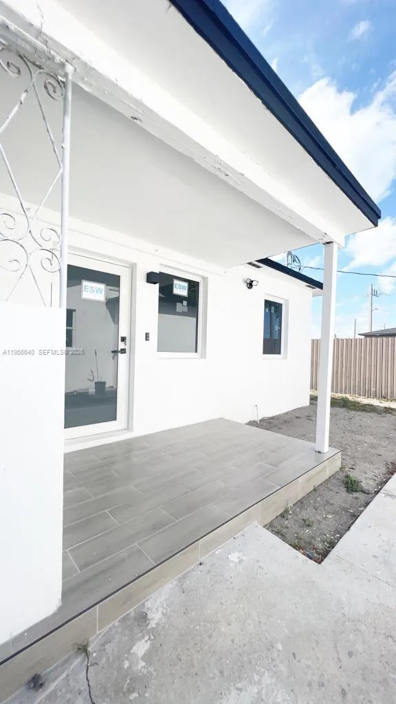 1013 Nw 1st Ave, Hallandale Beach, Florida 33009, Hallandale Beach, Florida 33009, ,Residential Income,For Sale,1013 Nw 1st Ave, Hallandale Beach, Florida 33009,A11956640