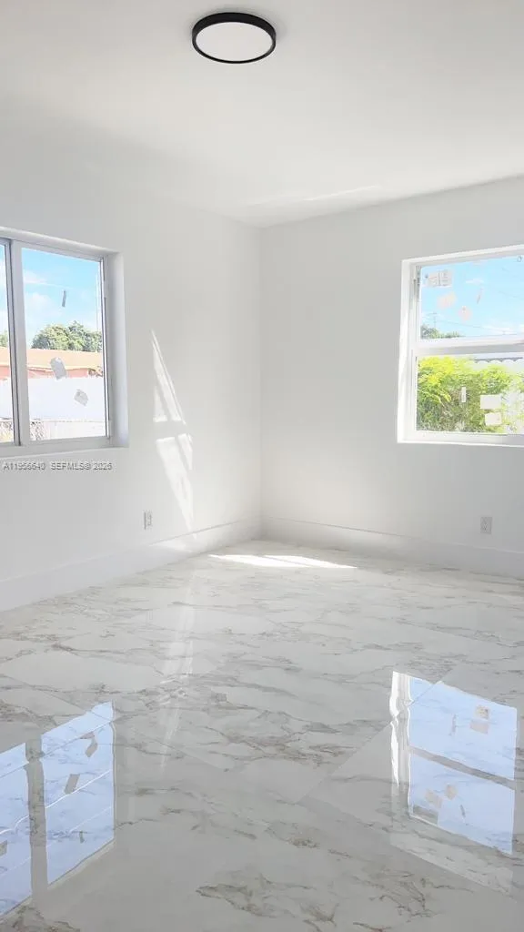 1013 Nw 1st Ave, Hallandale Beach, Florida 33009, Hallandale Beach, Florida 33009, ,Residential Income,For Sale,1013 Nw 1st Ave, Hallandale Beach, Florida 33009,A11956640