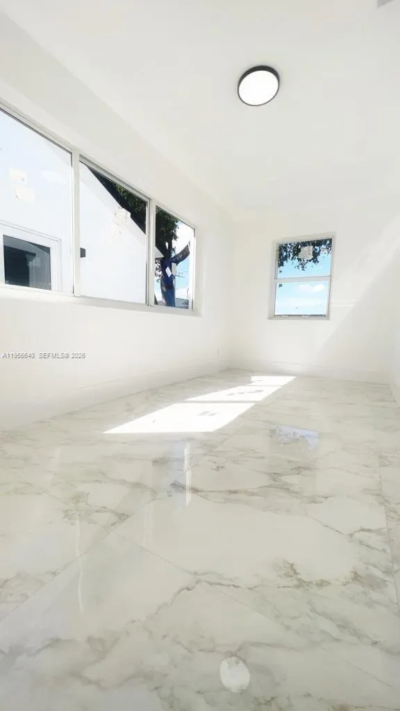 1013 Nw 1st Ave, Hallandale Beach, Florida 33009, Hallandale Beach, Florida 33009, ,Residential Income,For Sale,1013 Nw 1st Ave, Hallandale Beach, Florida 33009,A11956640