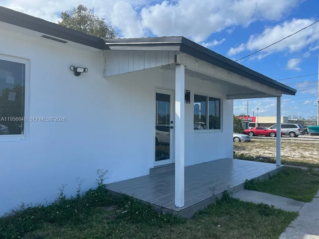 1013 Nw 1st Ave, Hallandale Beach, Florida 33009, Hallandale Beach, Florida 33009, ,Residential Income,For Sale,1013 Nw 1st Ave, Hallandale Beach, Florida 33009,A11956640