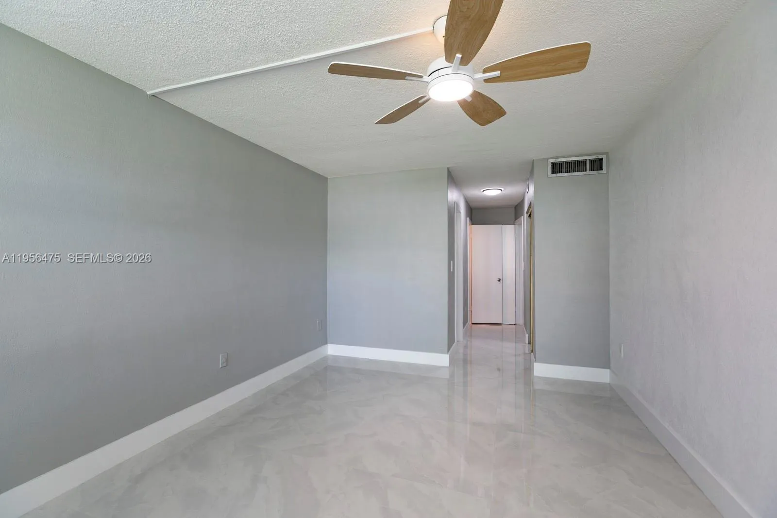 1351 Ne 191 St E 106, Miami, Florida 33179, Miami, Florida 33179, 1 Bedroom Bedrooms, ,1 BathroomBathrooms,Residential Lease,For Rent,1351 Ne 191 St E 106, Miami, Florida 33179,A11956475