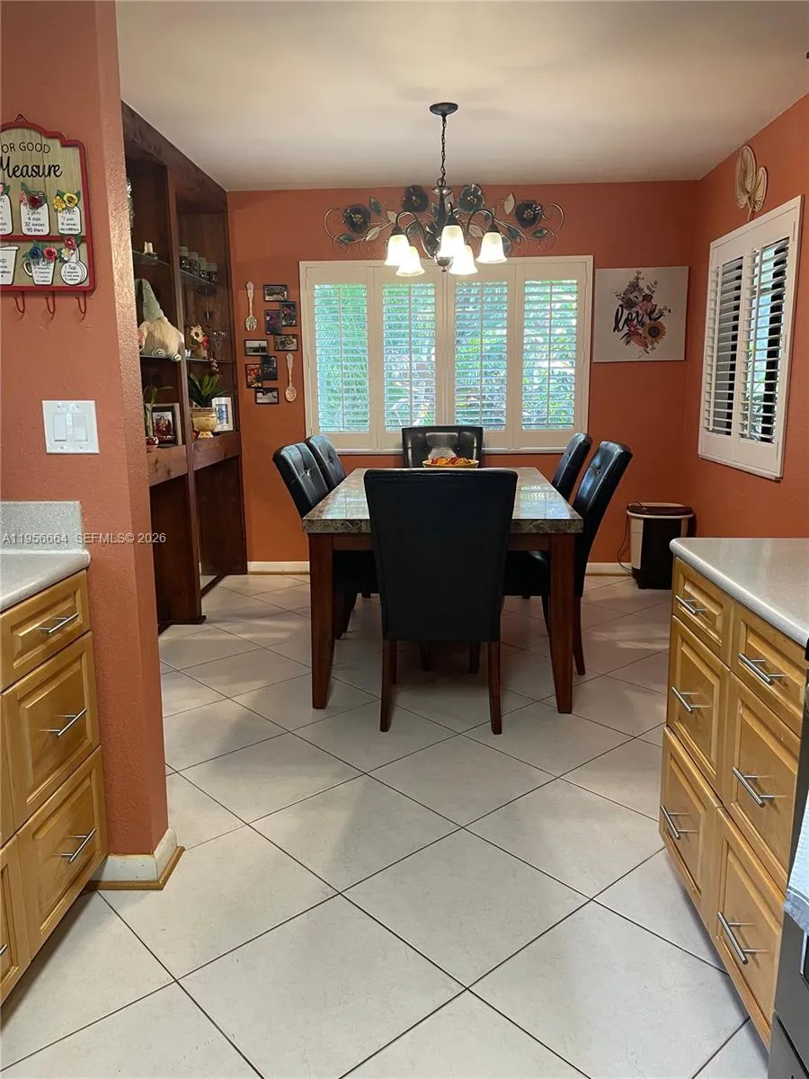 9360 S Chelsea Dr S, Plantation, Florida 33324, Plantation, Florida 33324, 3 Bedrooms Bedrooms, ,2 BathroomsBathrooms,Residential,For Sale,9360 S Chelsea Dr S, Plantation, Florida 33324,A11956664