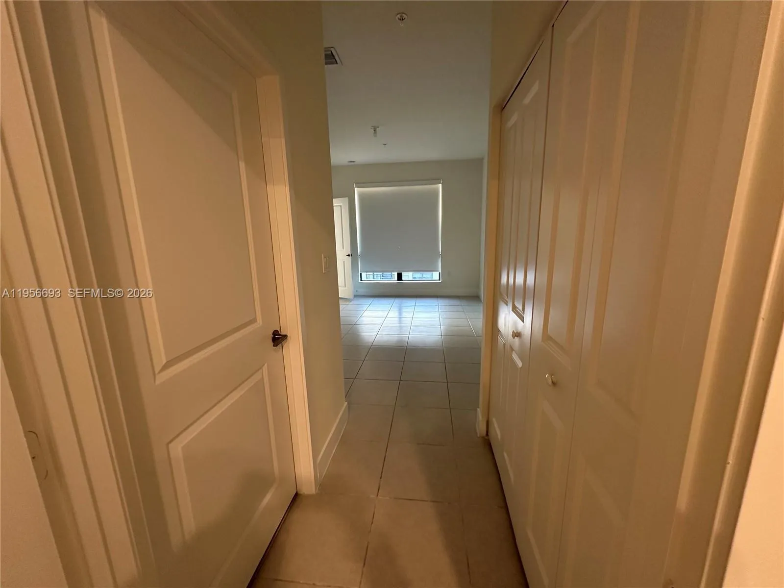 8265 Nw 41 St 402, Doral, Florida 33166, Doral, Florida 33166, 1 Bedroom Bedrooms, ,1 BathroomBathrooms,Residential,For Sale,8265 Nw 41 St 402, Doral, Florida 33166,A11956693