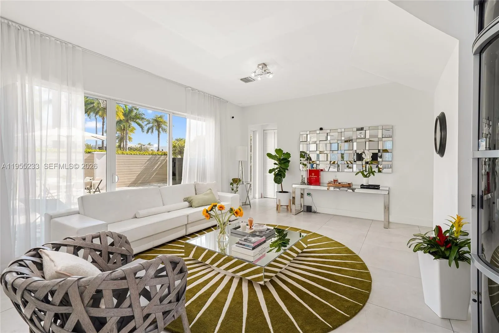 7515 Nw 99th Ave 7515, Doral, Florida 33178, Doral, Florida 33178, 6 Bedrooms Bedrooms, ,7 BathroomsBathrooms,Residential Lease,For Rent,7515 Nw 99th Ave 7515, Doral, Florida 33178,A11955233