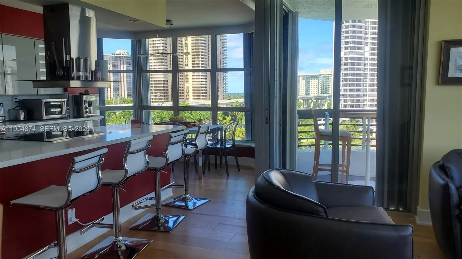 Aventura, Florida 33180, 2 Bedrooms Bedrooms, ,2 BathroomsBathrooms,Residential,For Sale,A11954874