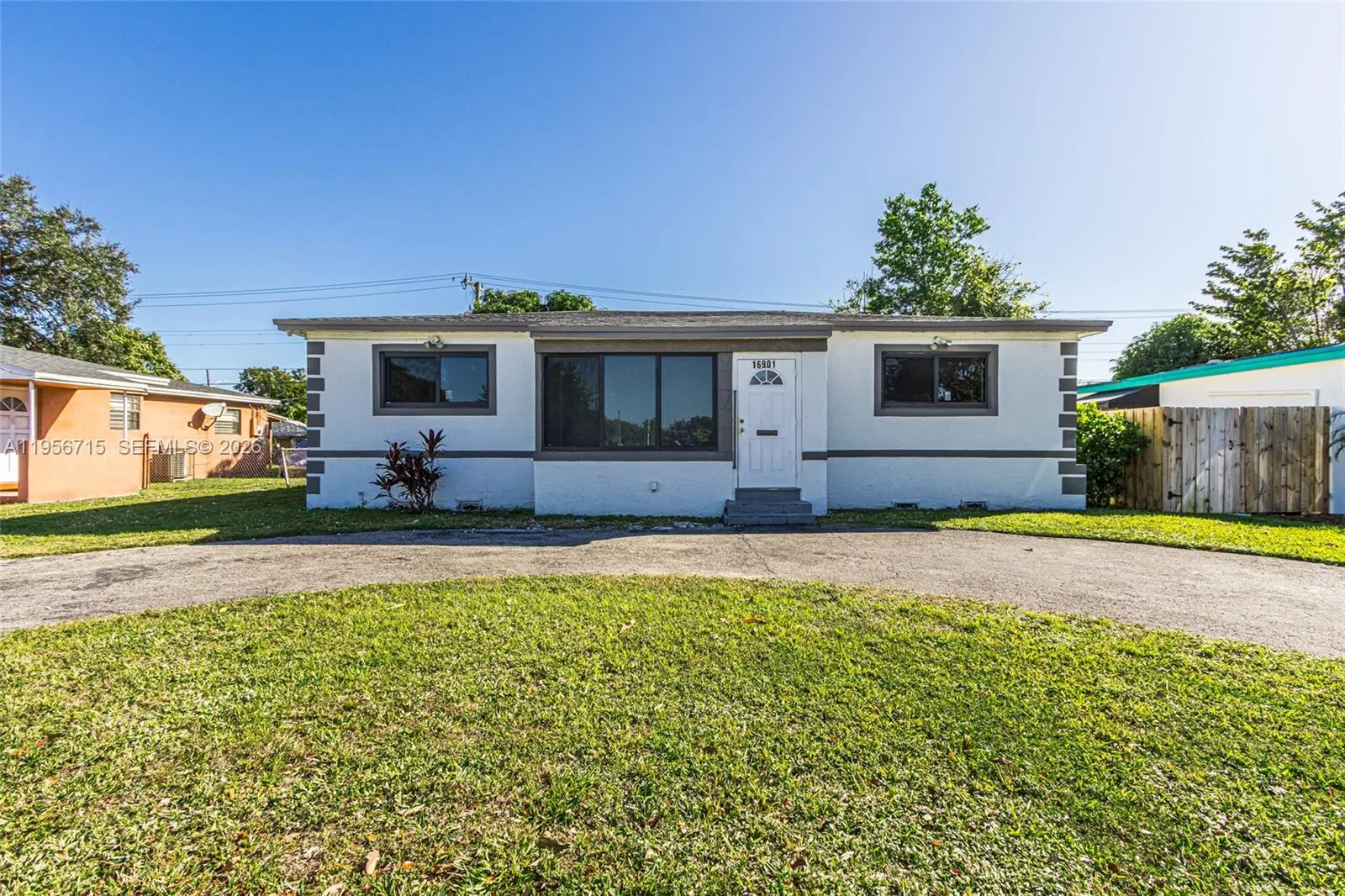 16901 Ne 6th Ave, North Miami Beach, Florida 33162, North Miami Beach, Florida 33162, ,Commercial Sale,For Sale,16901 Ne 6th Ave, North Miami Beach, Florida 33162,A11956715