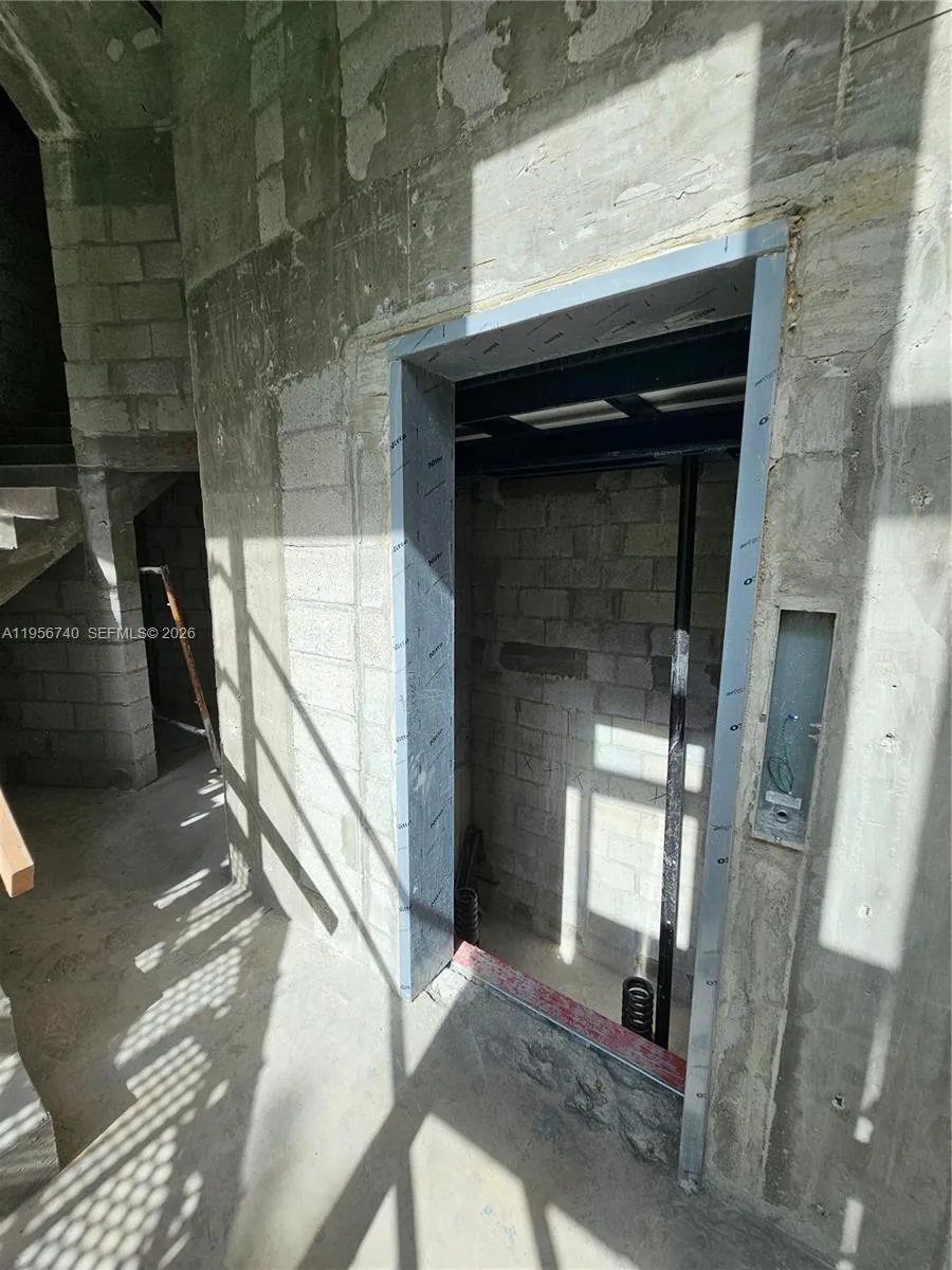 private internal elevator