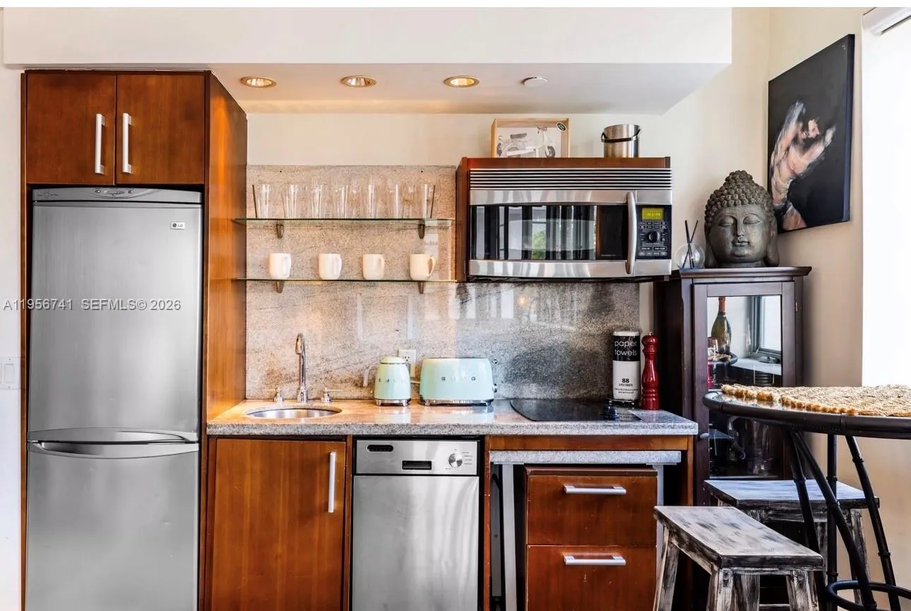 1036 Ocean Dr B201, Miami Beach, Florida 33139, Miami Beach, Florida 33139, 2 Bedrooms Bedrooms, ,2 BathroomsBathrooms,Residential,For Sale,1036 Ocean Dr B201, Miami Beach, Florida 33139,A11956741