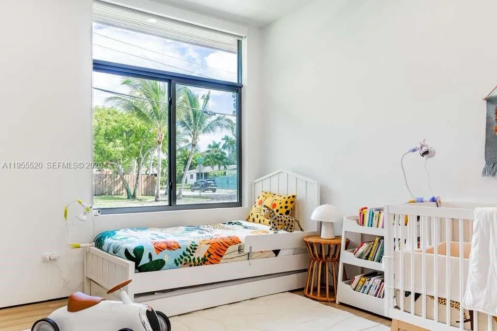 1830 Ne 193rd St, Miami, Florida 33179, Miami, Florida 33179, 6 Bedrooms Bedrooms, ,5 BathroomsBathrooms,Residential Lease,For Rent,1830 Ne 193rd St, Miami, Florida 33179,A11955520