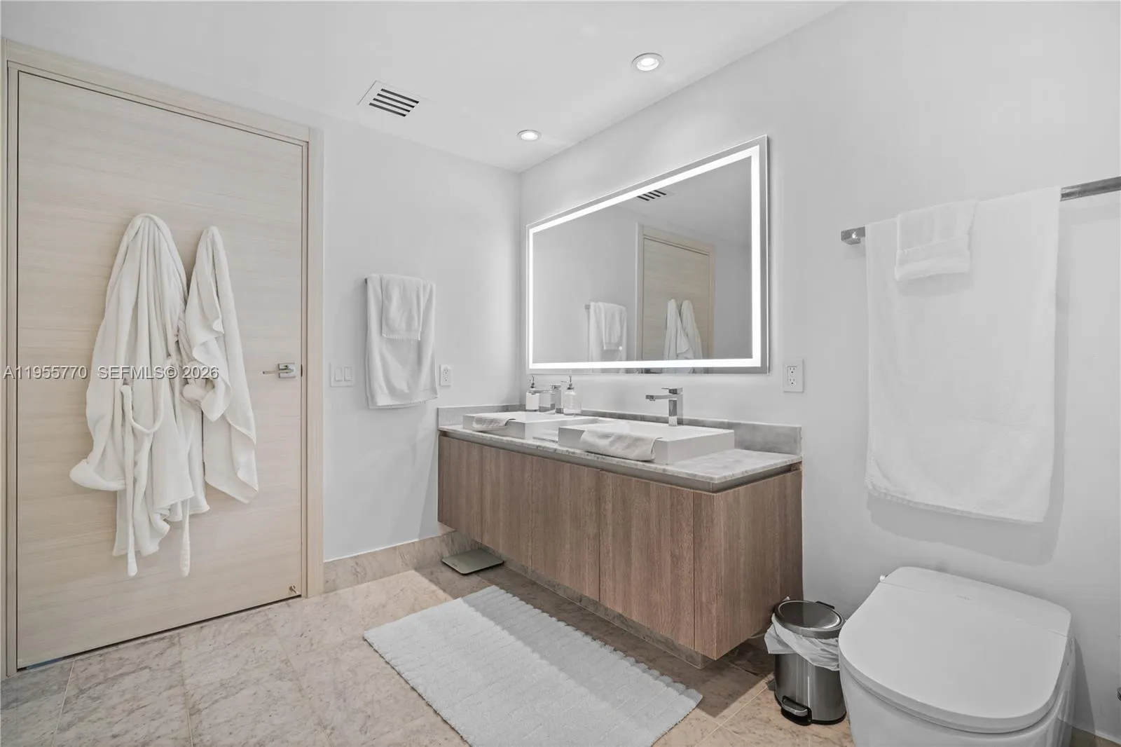 801 S Miami Ave 3601, Miami, Florida 33130, Miami, Florida 33130, 3 Bedrooms Bedrooms, ,4 BathroomsBathrooms,Residential Lease,For Rent,801 S Miami Ave 3601, Miami, Florida 33130,A11955770