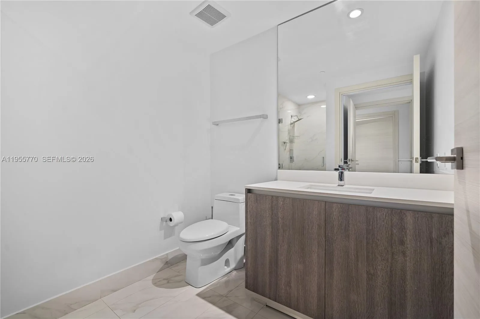 801 S Miami Ave 3601, Miami, Florida 33130, Miami, Florida 33130, 3 Bedrooms Bedrooms, ,4 BathroomsBathrooms,Residential Lease,For Rent,801 S Miami Ave 3601, Miami, Florida 33130,A11955770