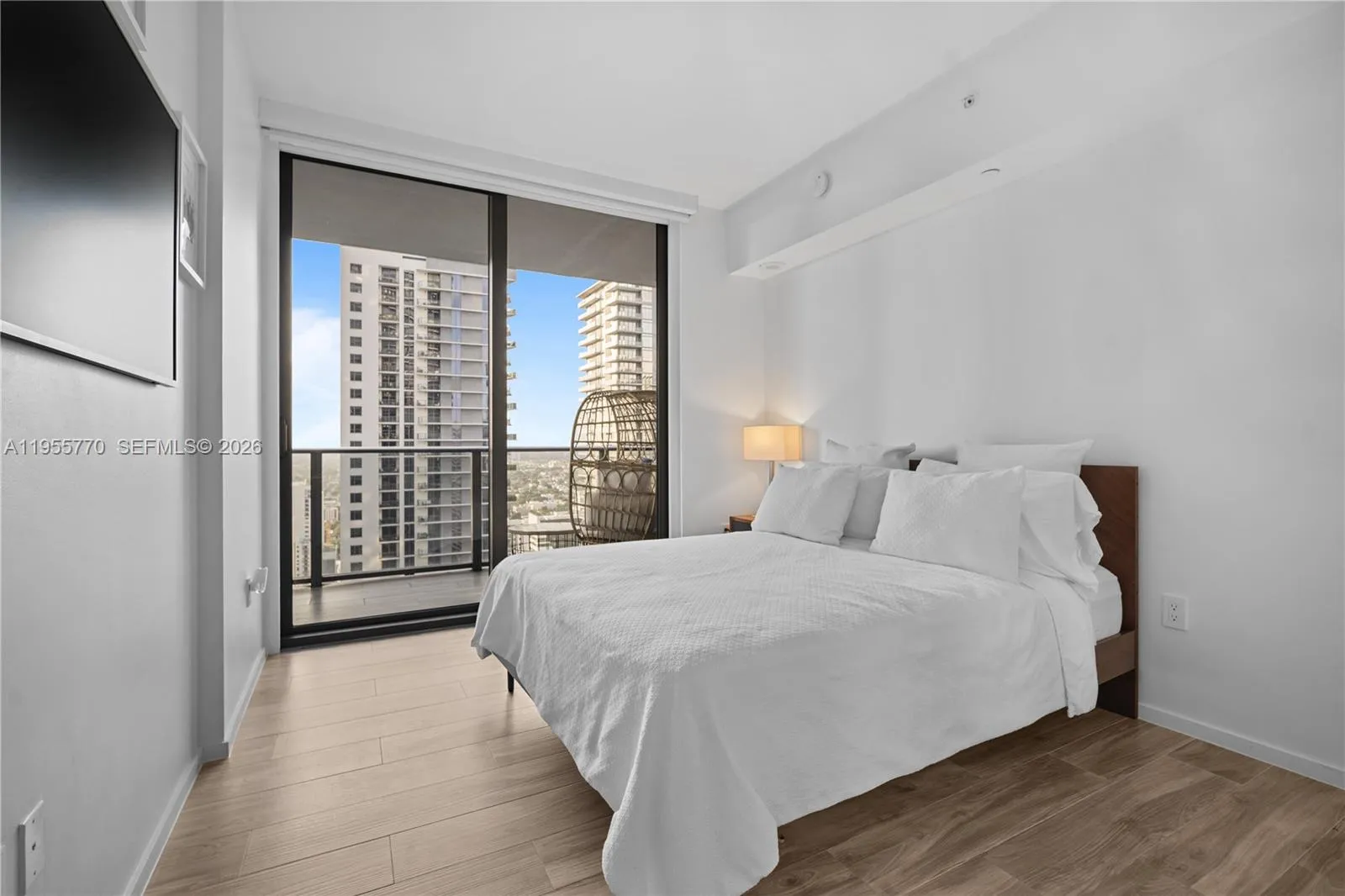 801 S Miami Ave 3601, Miami, Florida 33130, Miami, Florida 33130, 3 Bedrooms Bedrooms, ,4 BathroomsBathrooms,Residential Lease,For Rent,801 S Miami Ave 3601, Miami, Florida 33130,A11955770